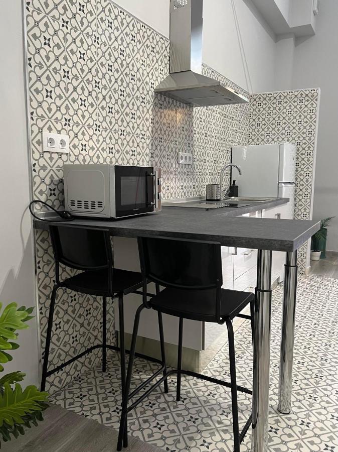 Baena Apartments Севилья Экстерьер фото